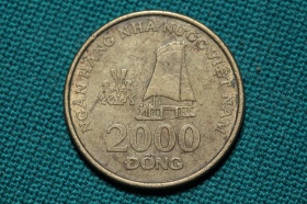 Вьетнам 2000 донг 2003 года